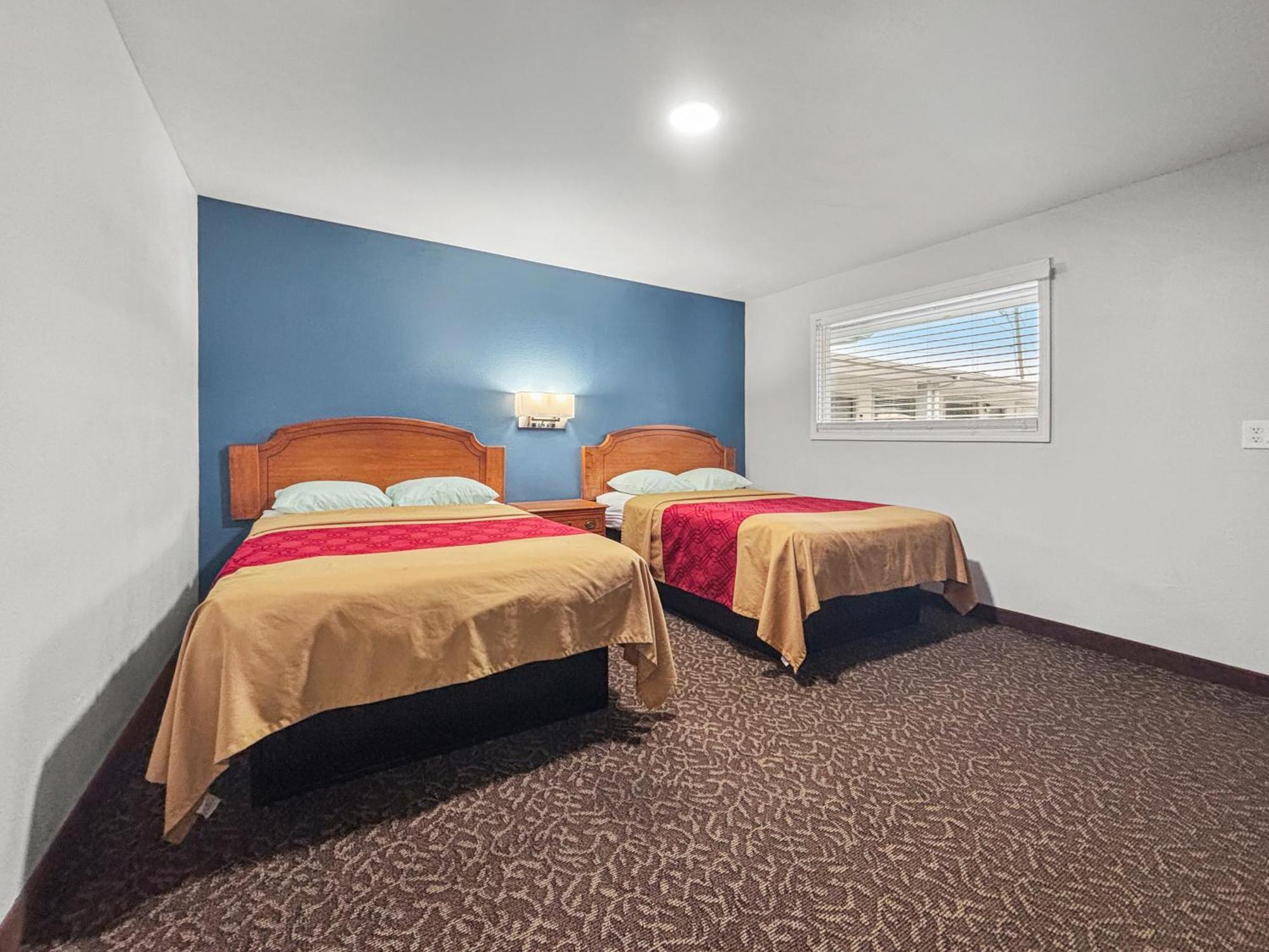 Budget Inn Madill Exterior photo